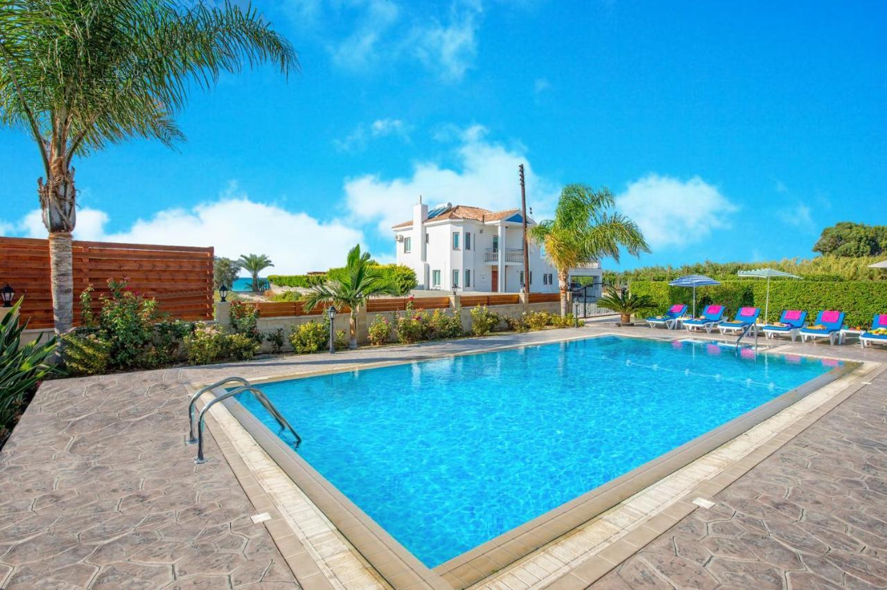 Dora' S Villa Argaka Exterior photo